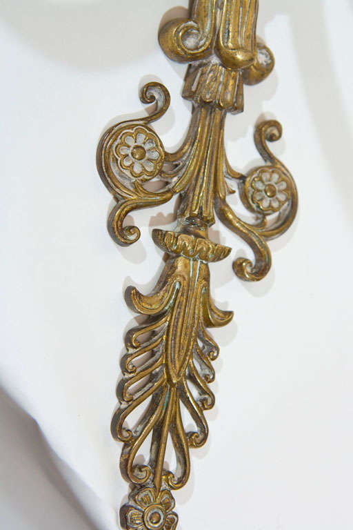 Large Single 19th Century Neoclassic Sconce In Excellent Condition In Westport, CT
