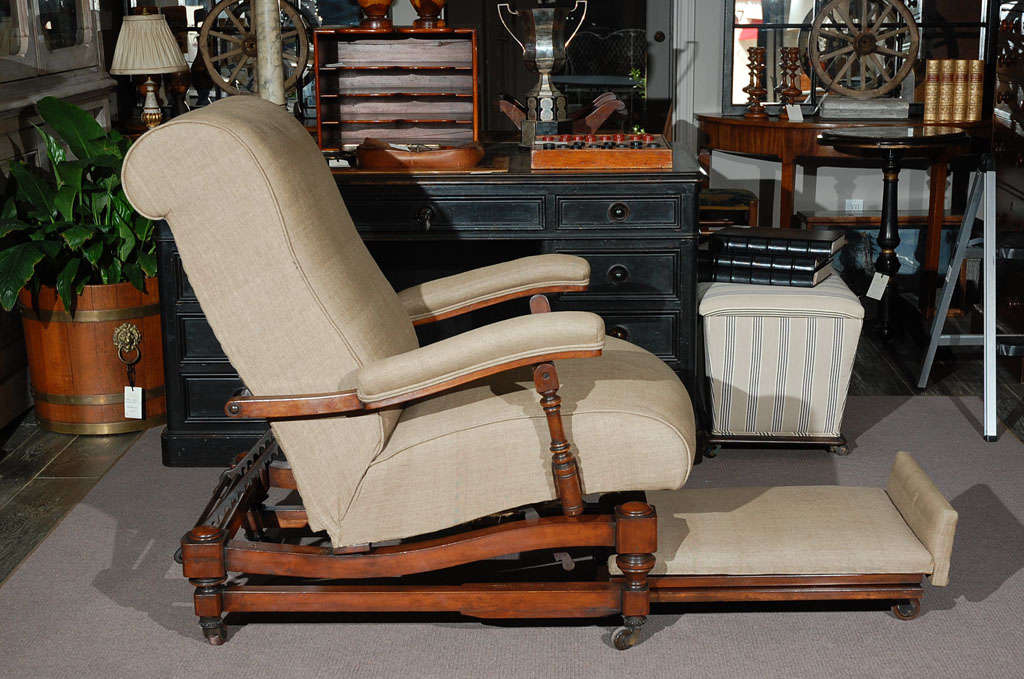 Late 19th Century English Reclining Chair In Good Condition For Sale In Los Angeles, CA