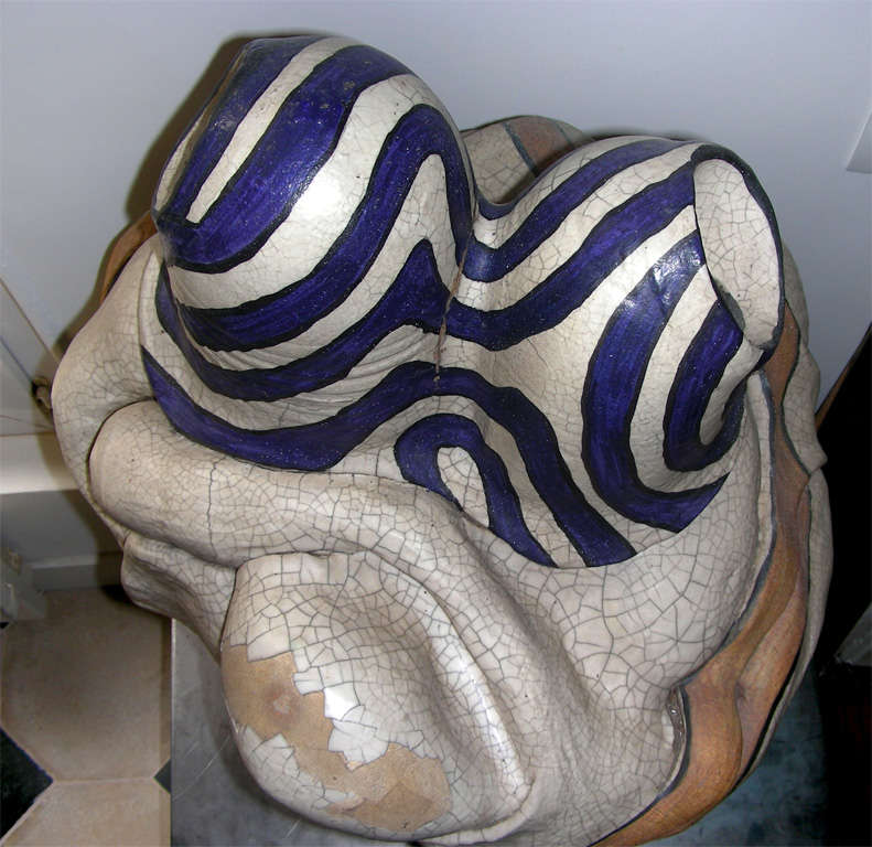 Large Ceramic Sculpture Signed Gonzales 67 In Good Condition For Sale In Paris, ile de france