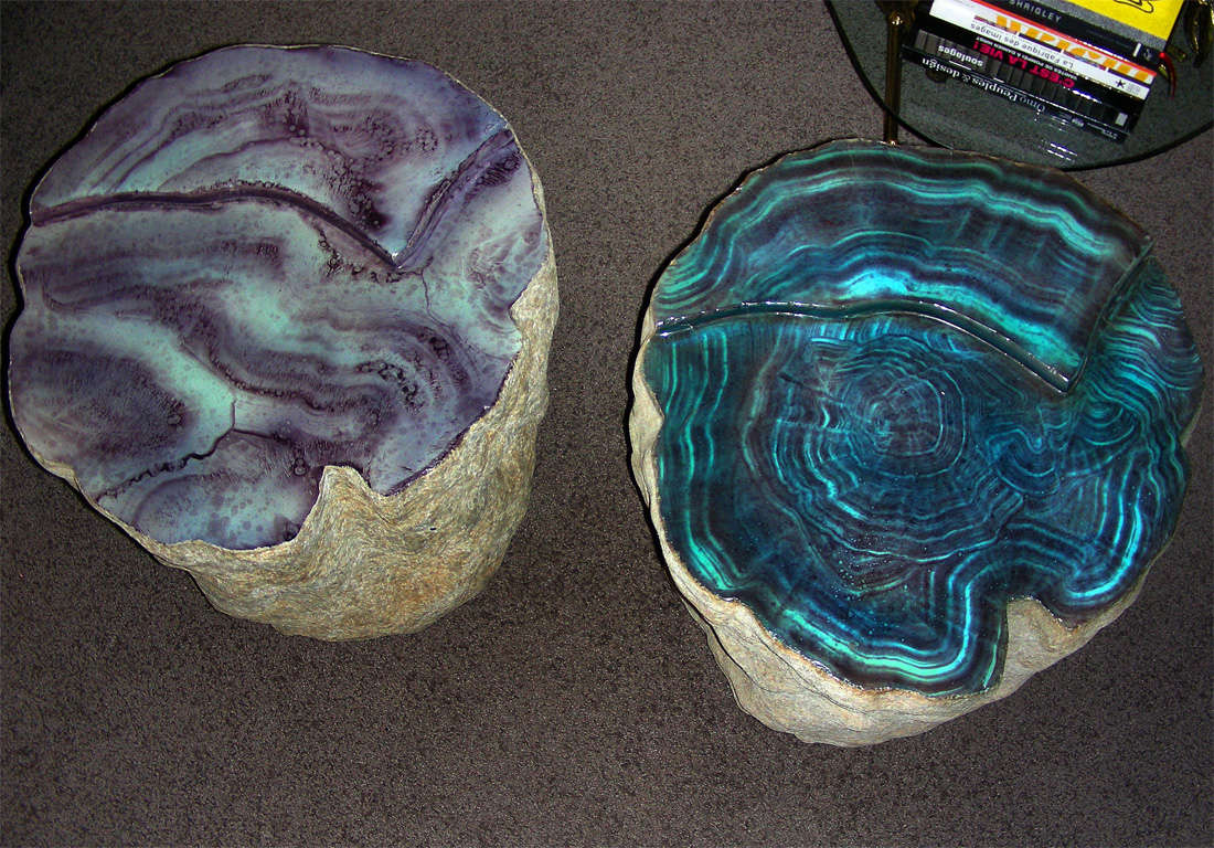 A pair of faux petrified wood side  tables In Good Condition In Paris, ile de france