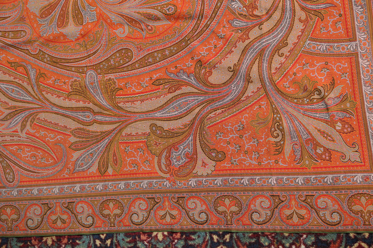 Kashmir or Paisley Shawl In Excellent Condition For Sale In New York, NY