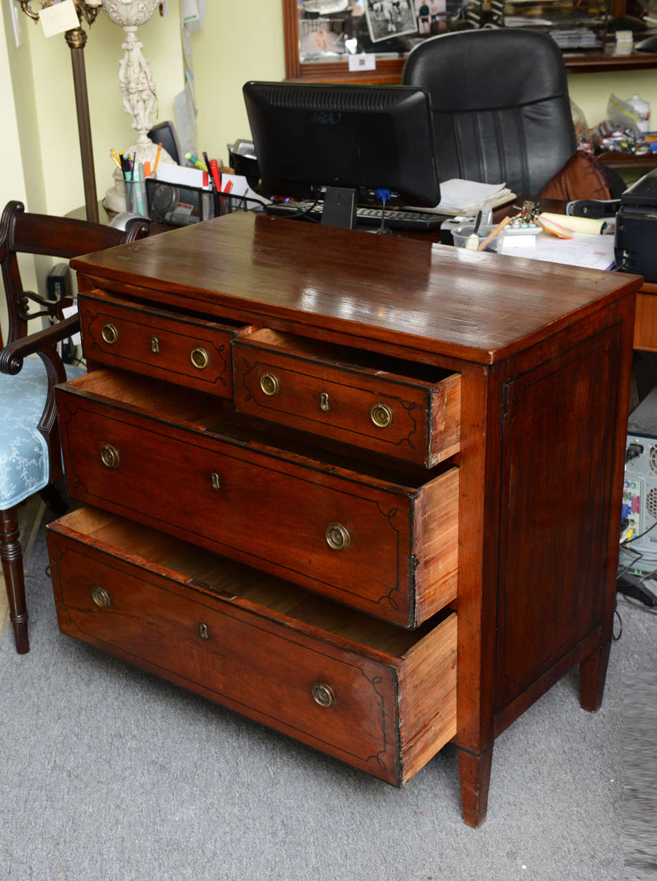 19th.c Solid Mahogany Chest of Drawers In Good Condition In West Palm Beach, FL