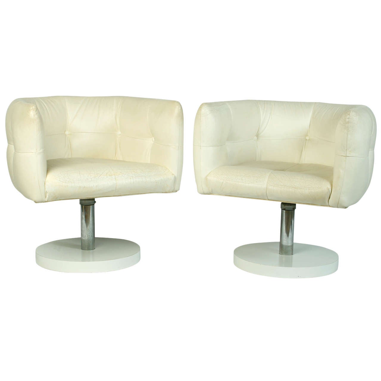 Pair of Milo Baughman Swivel Lounge Chairs For Sale