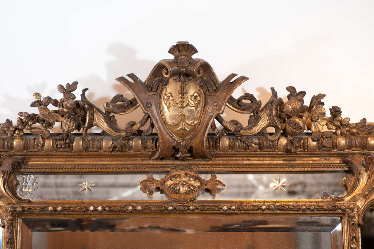 Spectacular 19th Century Gilt Cushion Mirror In Good Condition In Toronto, ON