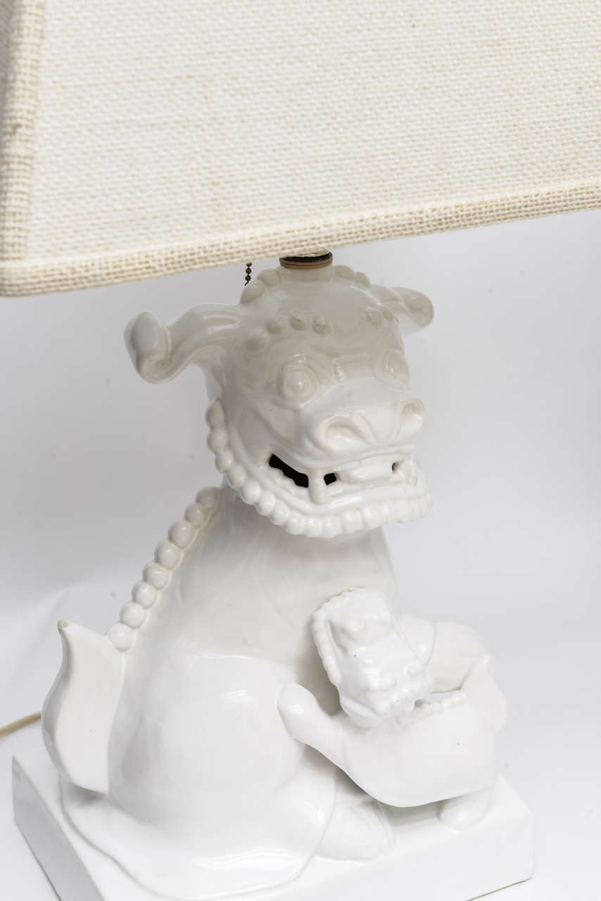 American Pair of Mid Century Ceramic Foo Dog Table Lamps