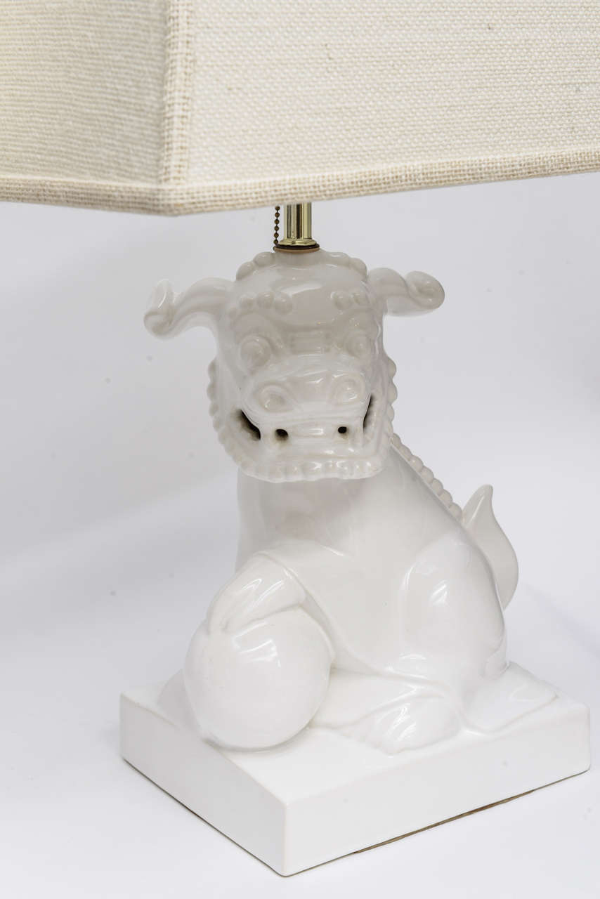 Pair of Mid Century Ceramic Foo Dog Table Lamps at 1stDibs