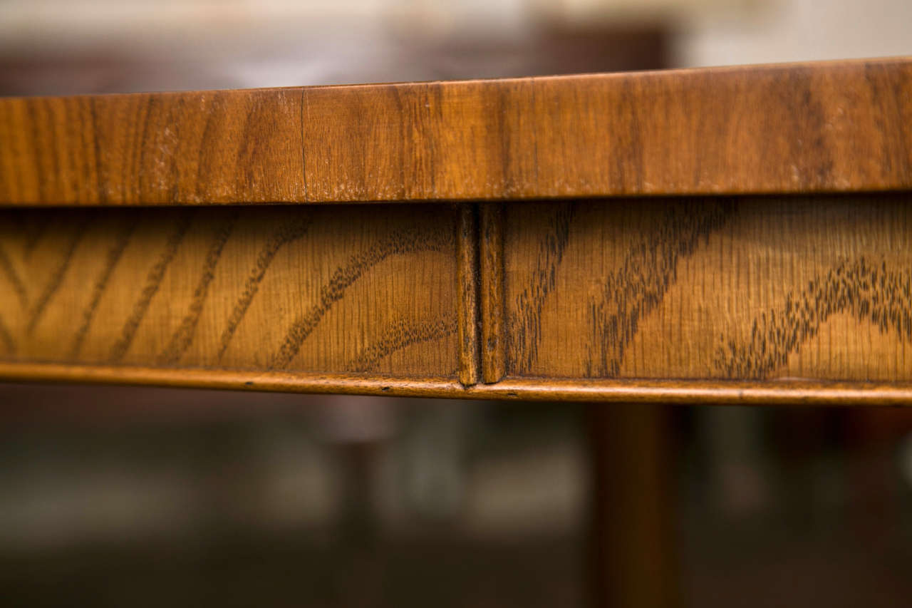 Chêne Table de salle à manger en chêne Pollard anglais sur mesure de 152,4 cm de diamètre en vente