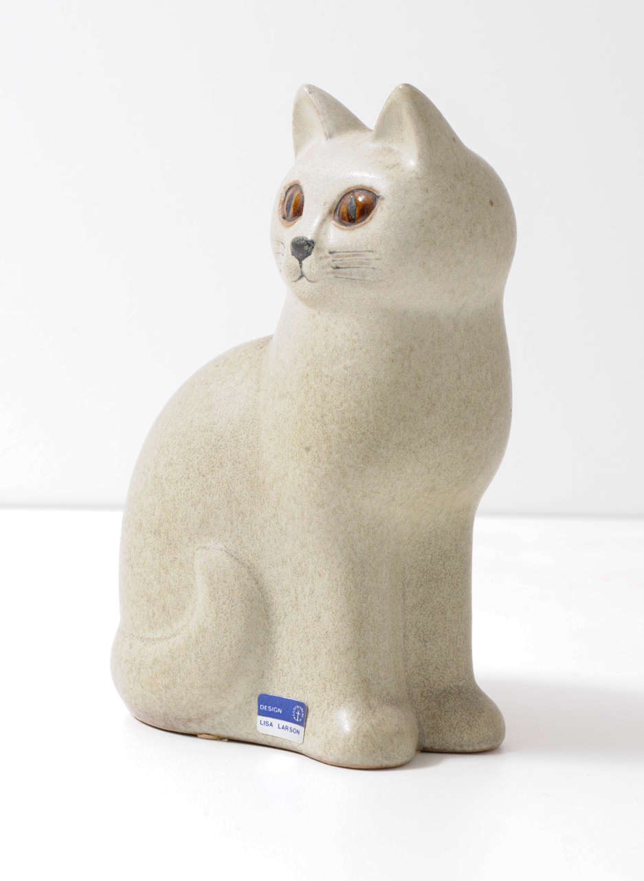 Stoneware glazed cat.
