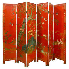 Red Lacquer Screen
