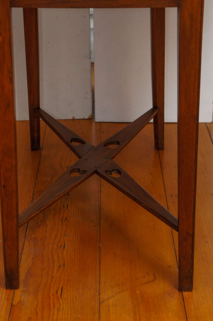 American Mahogany 19th Century Gateleg Table For Sale 5