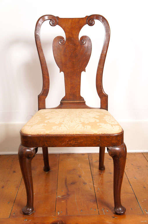 Nice English Queen Anne period Walnut and burl-Walnut side chair. Original drop-in seat frame.