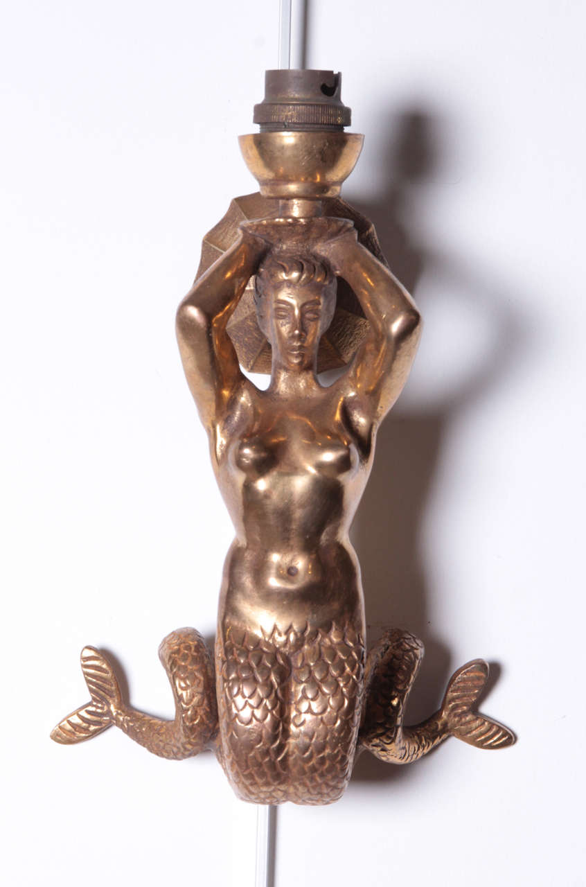 Nice pair of French bronze sconces by Asselbure In Excellent Condition In New York, NY