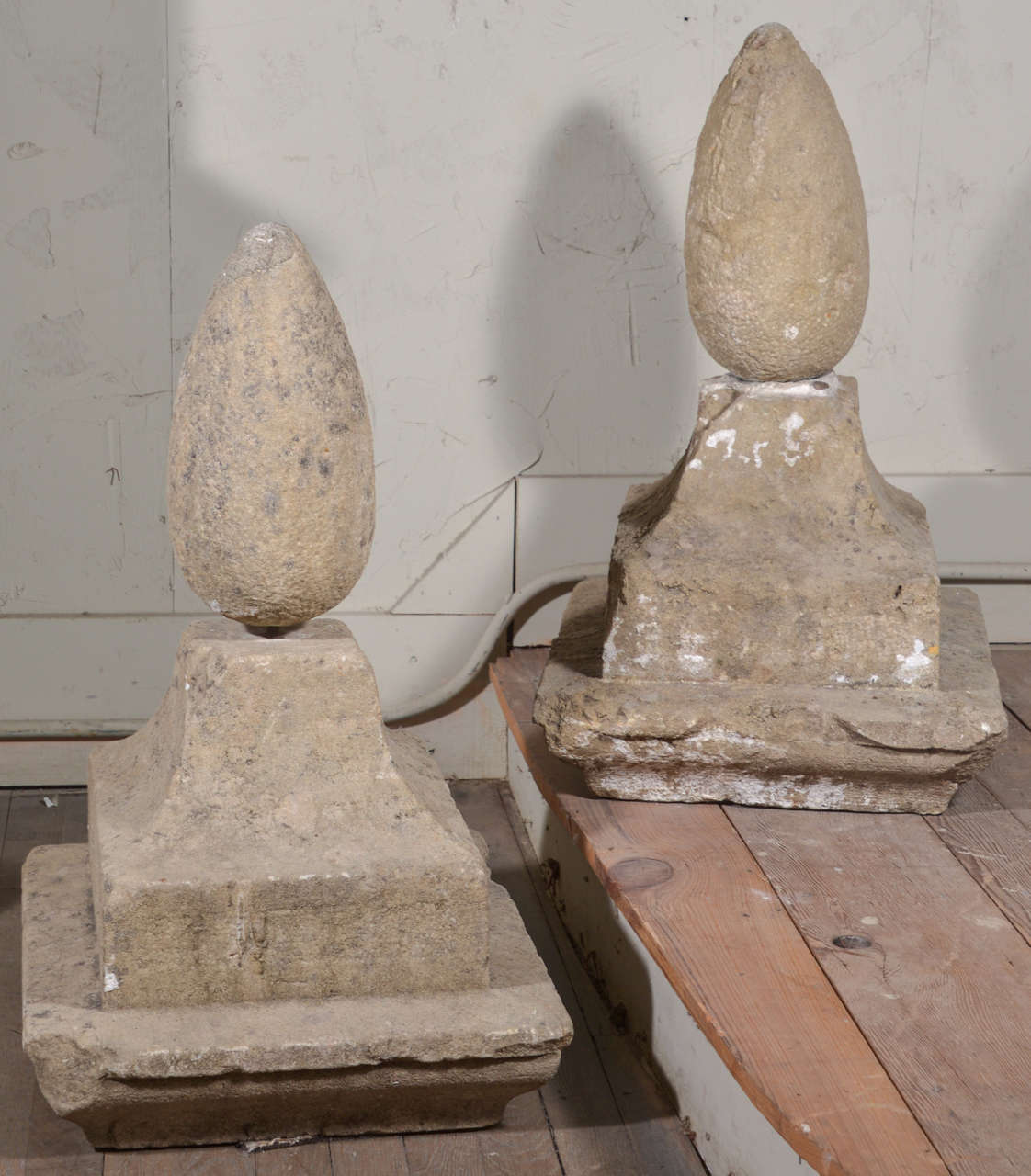 Pair of grand scale limestone pediments with large oblong shape finials, circa 1810-1830, from Aix-en-Provence, France.