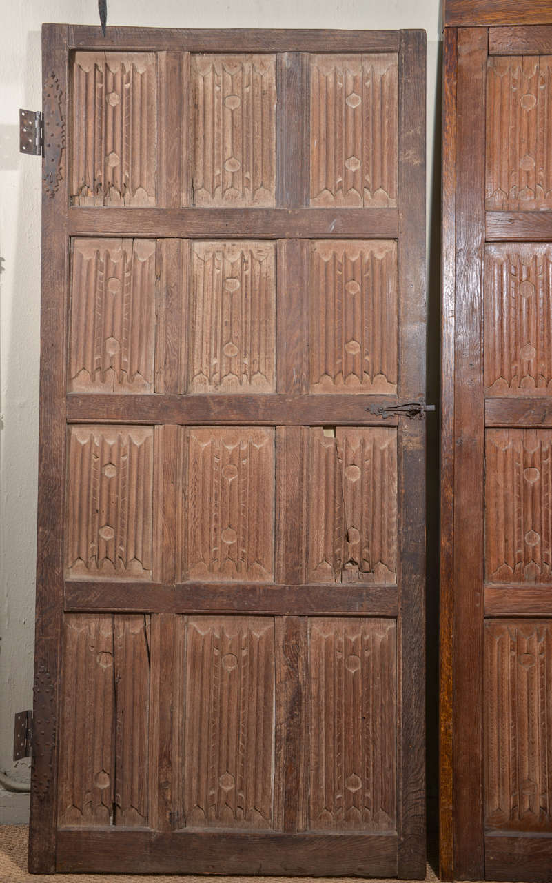 Set of Eleven 16th Century Carved Linenfold Wood Panels In Excellent Condition In Houston, TX