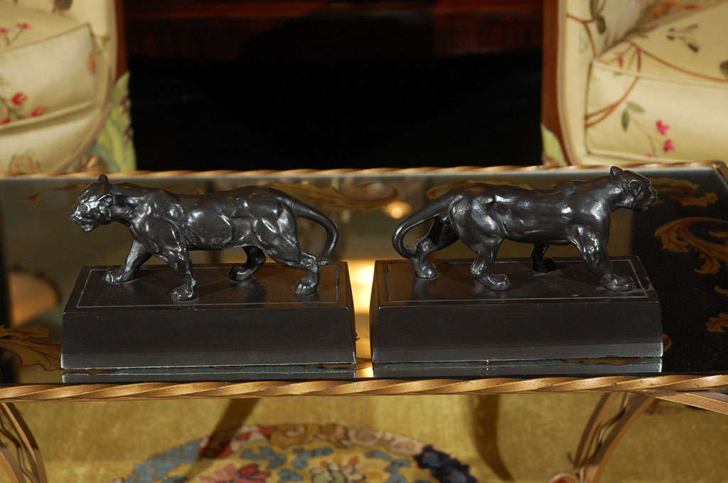 Sculpture panther bookends in patina bronze