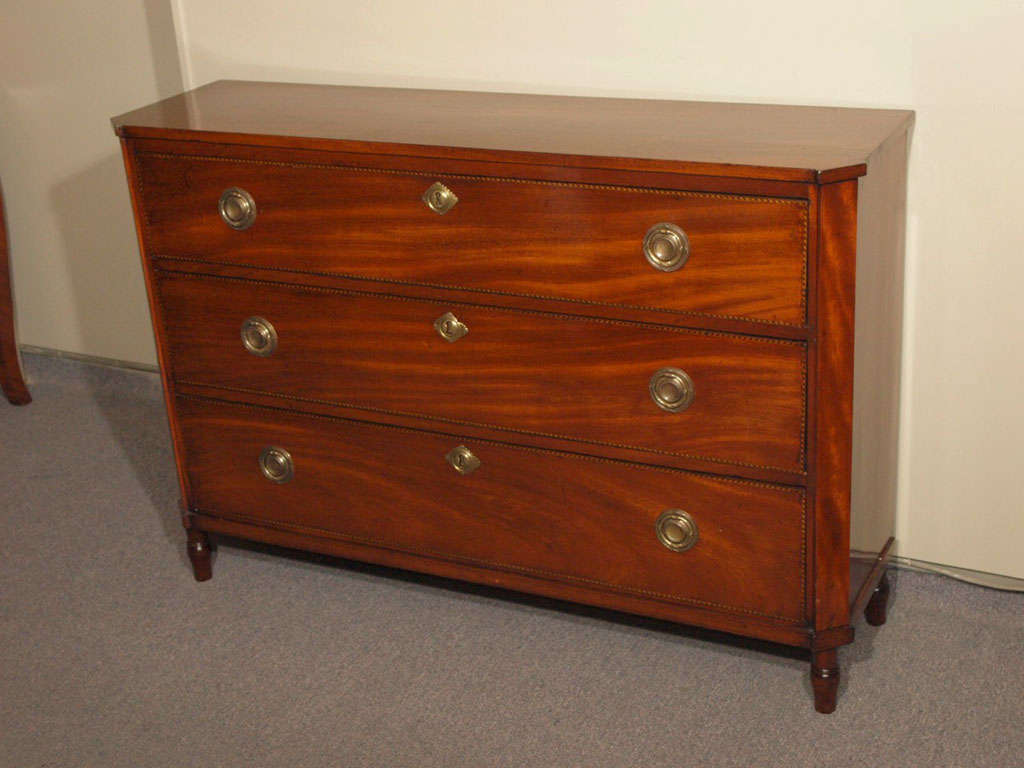 Antique English chest/server. Mahogany.