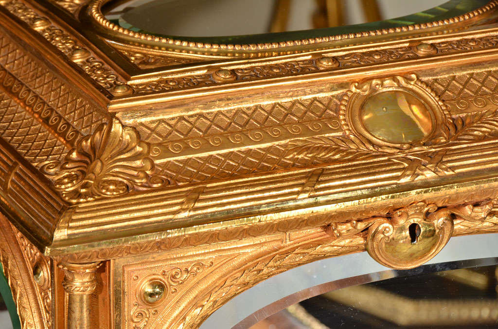 Große Dore-Tischschachtel aus Bronze aus dem 19. Jahrhundert im Zustand „Hervorragend“ im Angebot in Dallas, TX