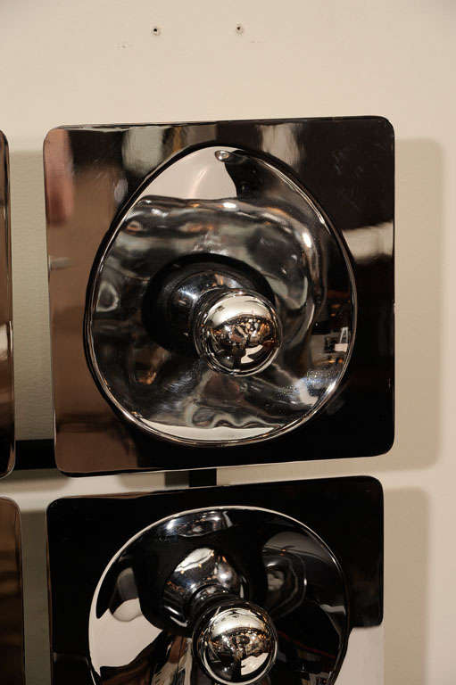 Modernist Four-Way Chrome Sconce & Wall Sculpture by Sciolari In Excellent Condition In New York, NY