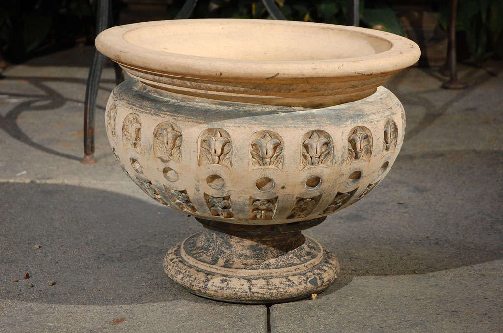 Elegant Terra Cotta Planter with Flared Rim from 19th Century England  In Good Condition In Los Angeles, CA