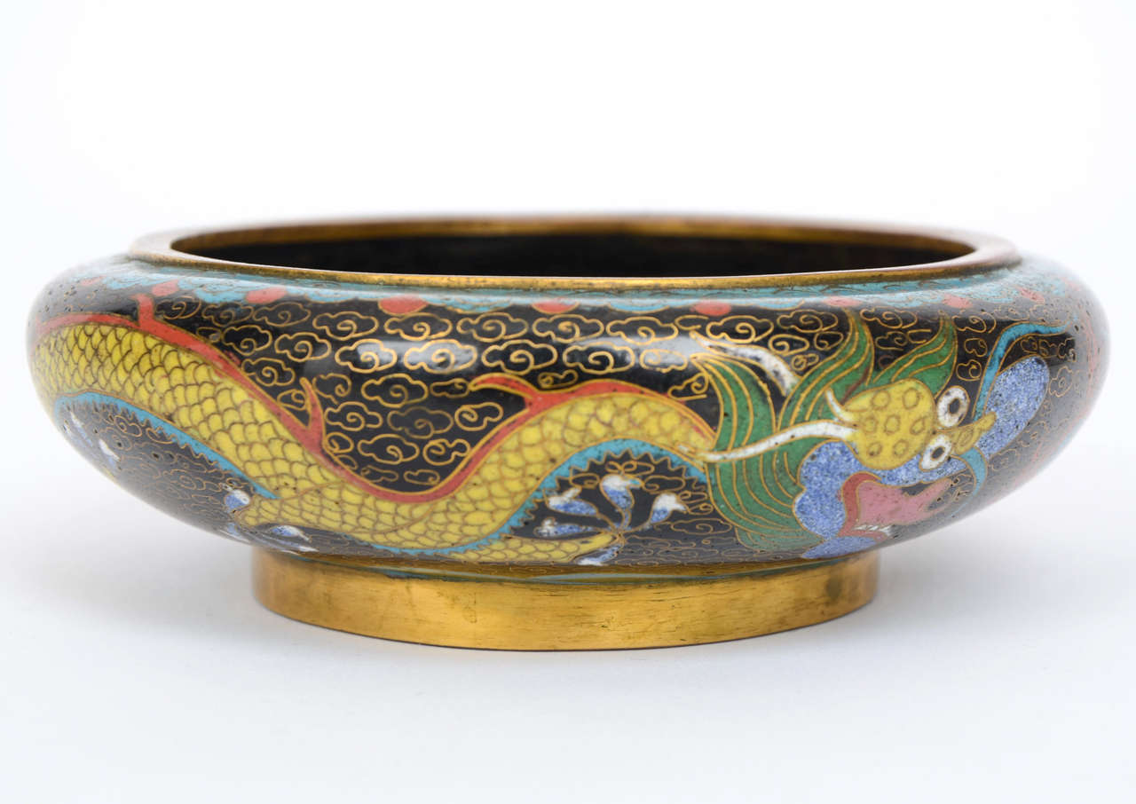Qing Early19thC, Chinese, CLOlSONNE BOWL, Mythical 5-Claw Dragons chasing pearls.