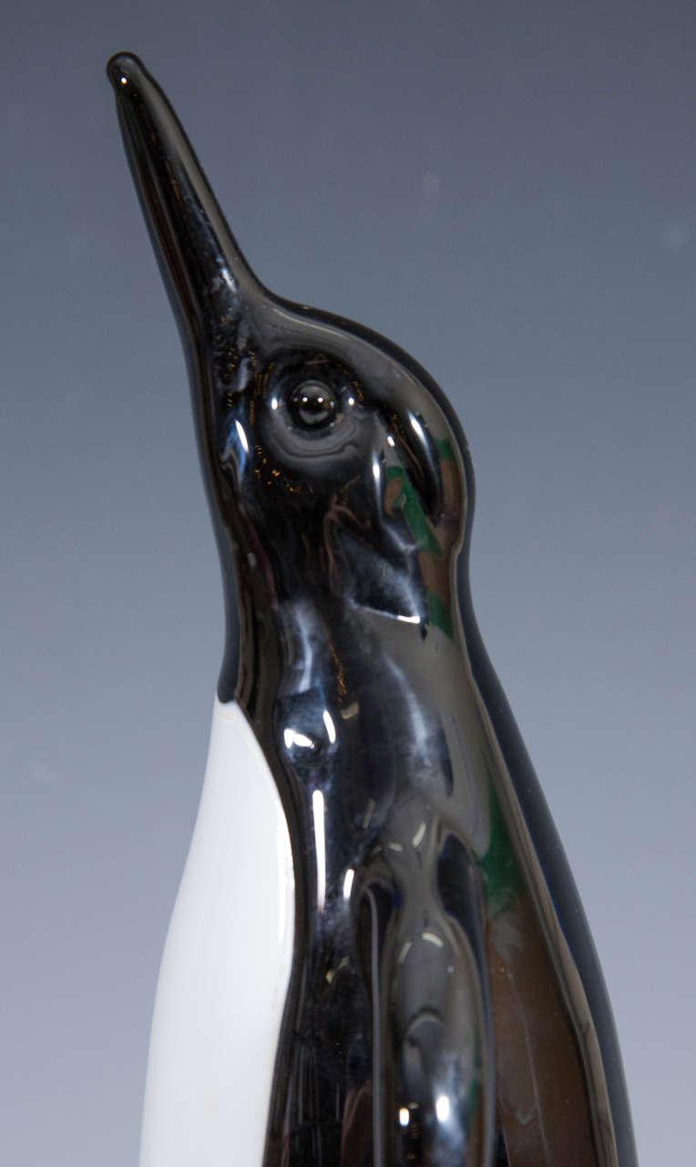 Mid-Century Pair of Penguin Shaped Murano Glass Bottles by Girolamo Luxardo For Sale 1