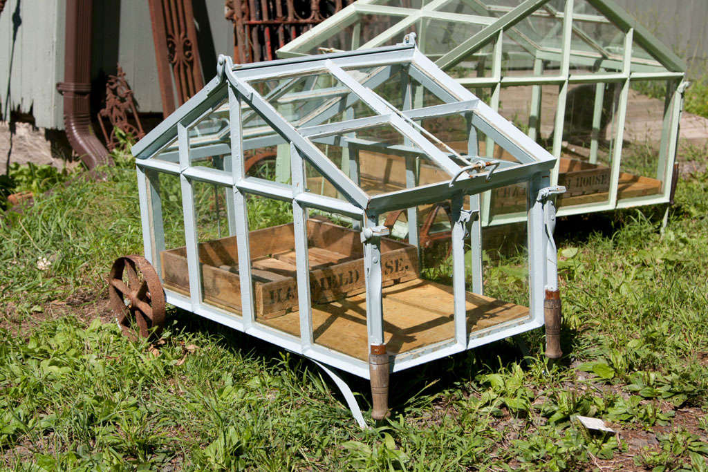 English Fine Portable Greenhouse