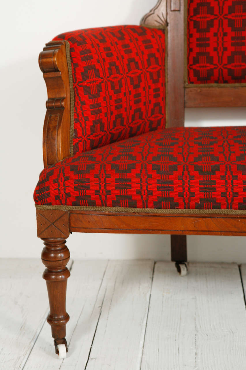 Edwardian Settee in Vintage Red African Fabric In Excellent Condition In Los Angeles, CA