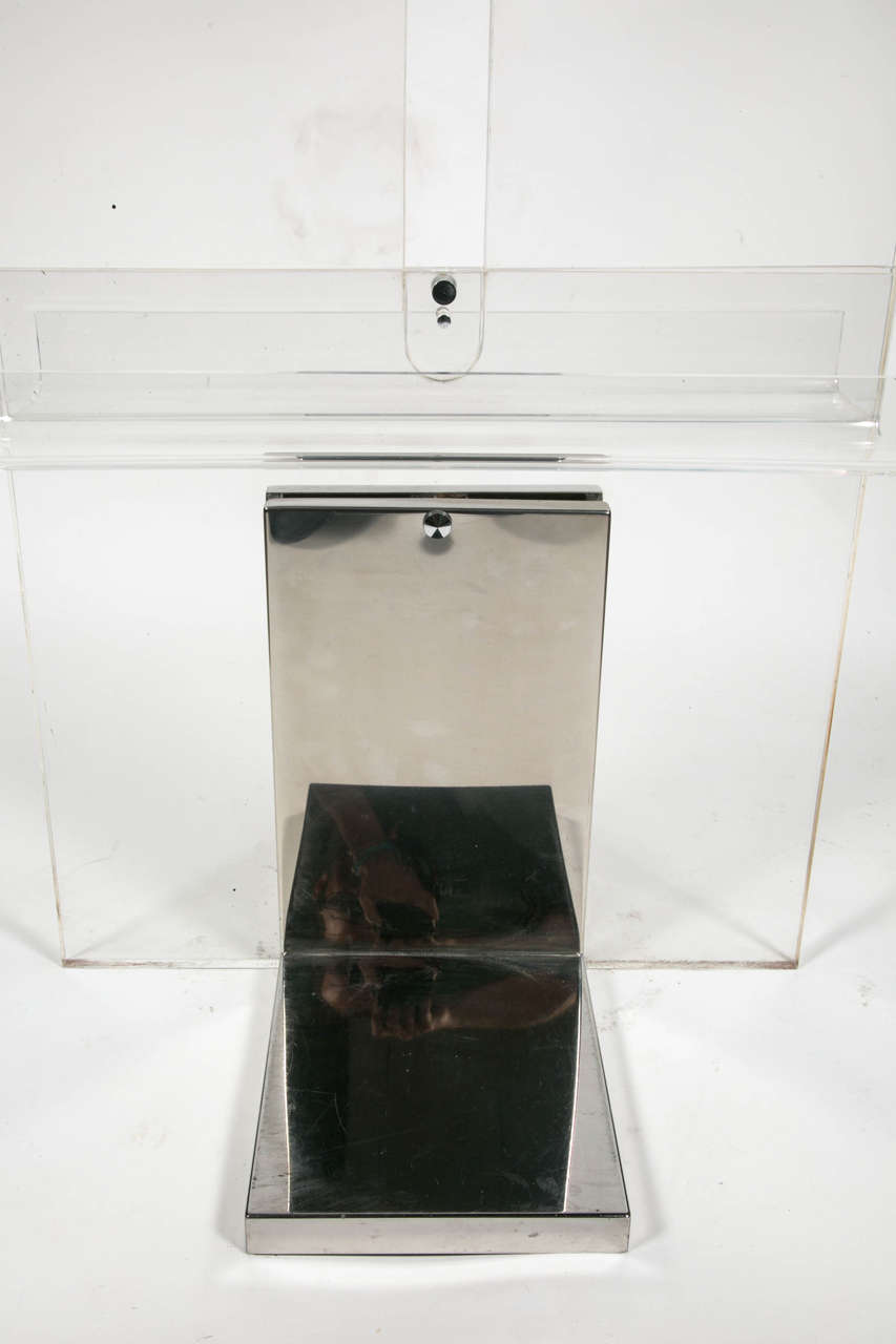 1970s Double Faced Easel in Plexiglass