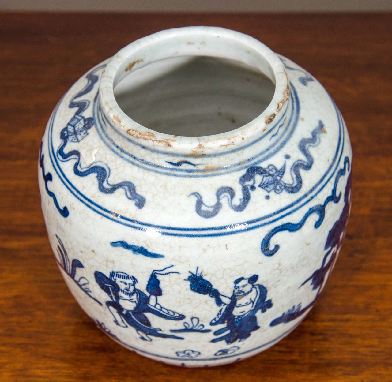 Single Chinese Blue and White Porcelain Jar Decorated with Figures In Excellent Condition In New York, NY