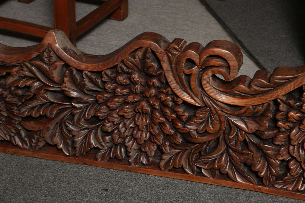 Javanese 19th Century Large Carved Teak Architectural Panel With Foliage Motifs For Sale 1