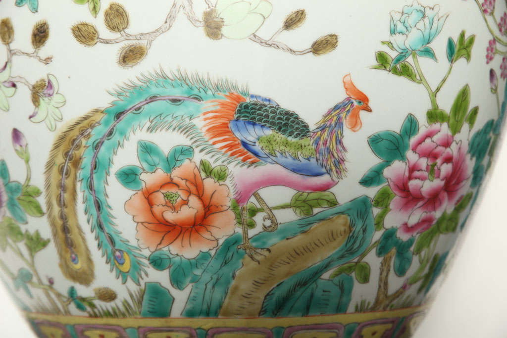 A PORCELAIN FISH BOWL. CHINESE, 20th CENTURY For Sale 2