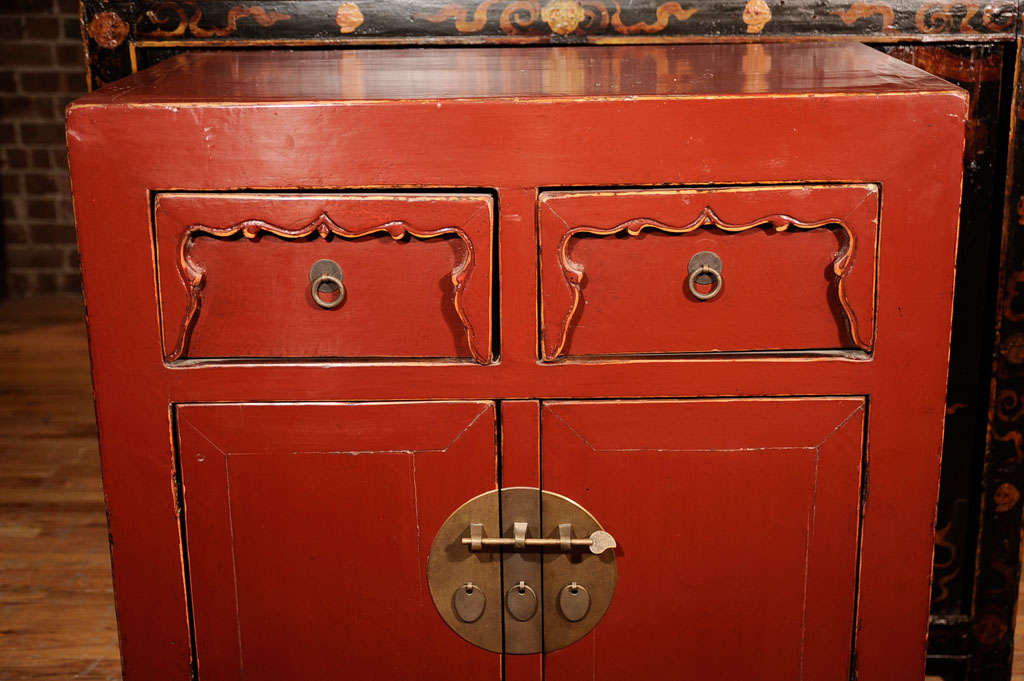 Red Painted Side Cabinet In Good Condition For Sale In New York, NY