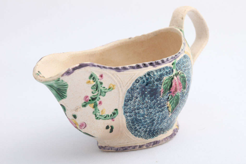 English Saltglazed Stoneware Sauceboat In Excellent Condition For Sale In New York, NY