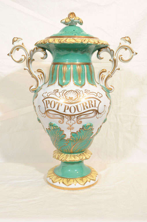 Large Victorian Green Covered Vase Painted with Flowers Made England circa 1880 In Excellent Condition In Katonah, NY