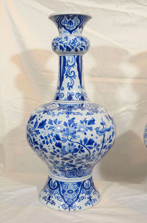 A Pair of Large Blue & White Dutch Delft Vases 3