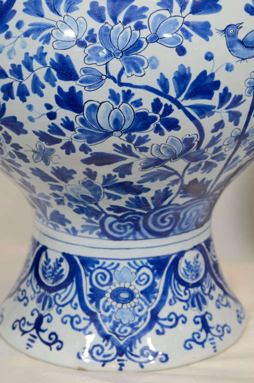 A Pair of Large Blue & White Dutch Delft Vases 4