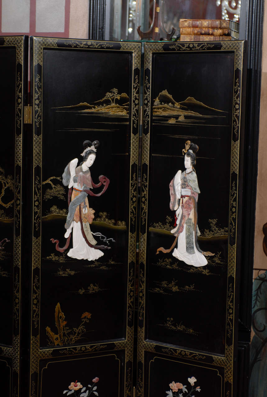 Oriental Screen In Excellent Condition In Chamblee, GA