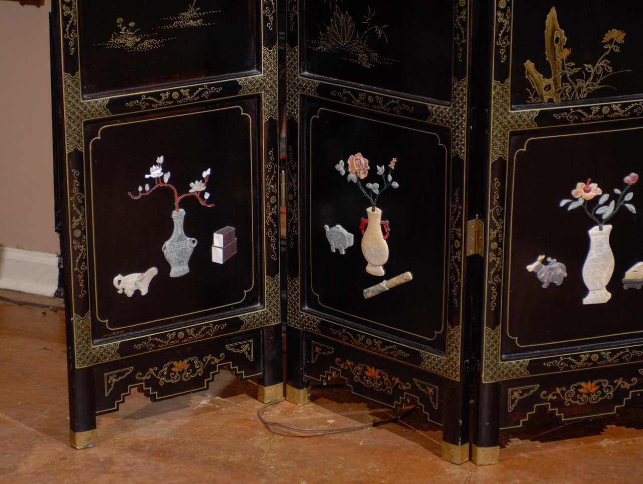 Wood Oriental Screen