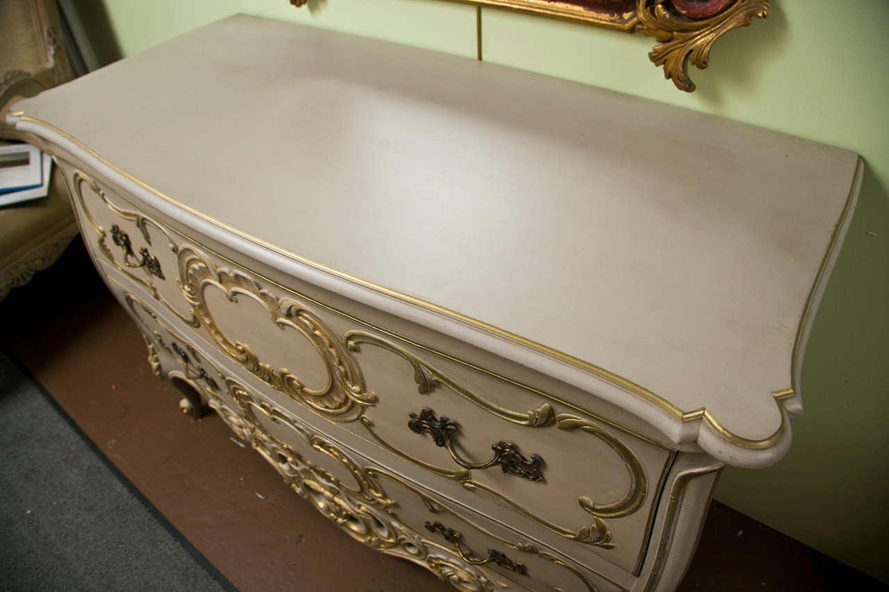 Wood French Bombe Commode Creme Peinte And Parcel Gilt For Sale