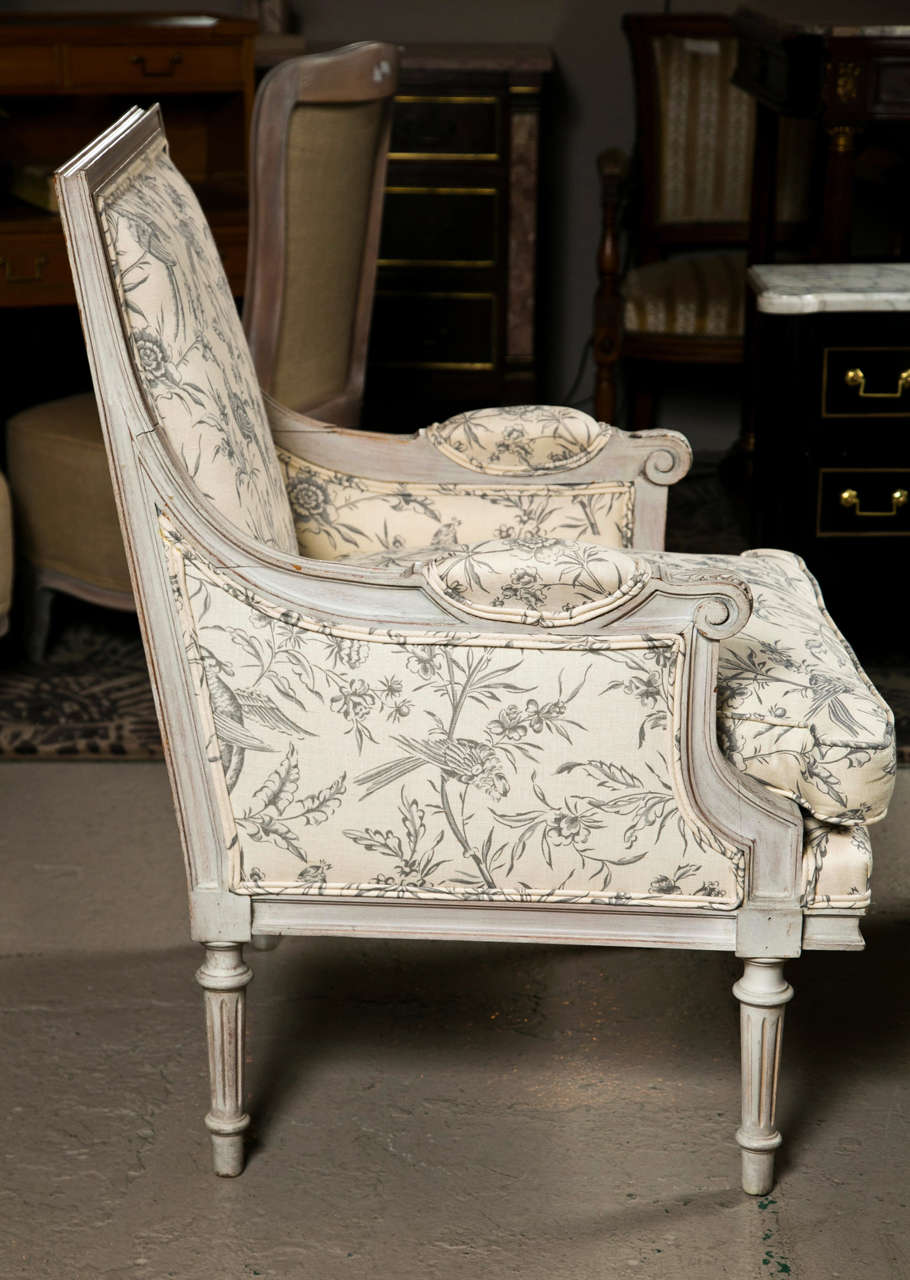 Pair of Painted Bergere Chairs by Jansen In Excellent Condition In Stamford, CT