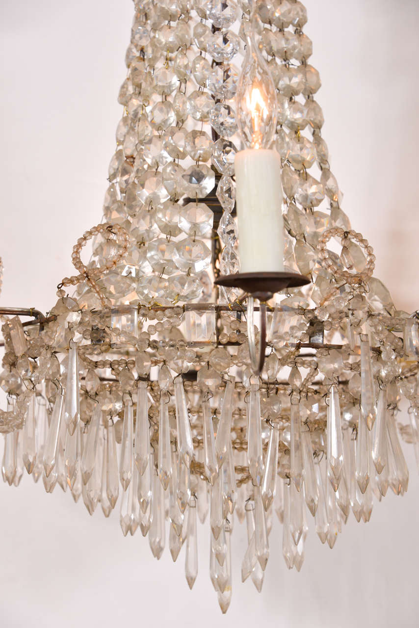 French Pair of 19th Century Crystal Chandeliers For Sale 1
