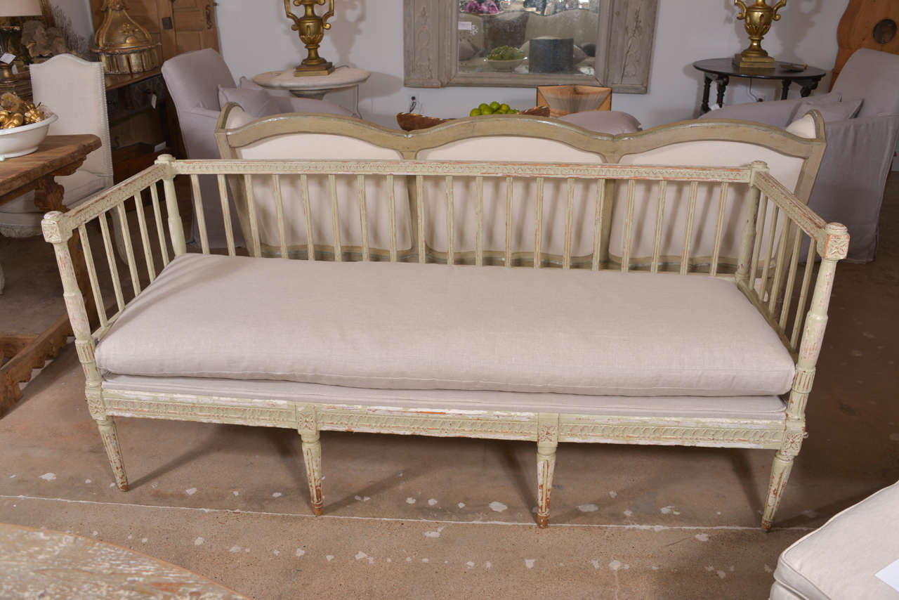 Early 19th c. Swedish Bench In Excellent Condition In Houston, TX