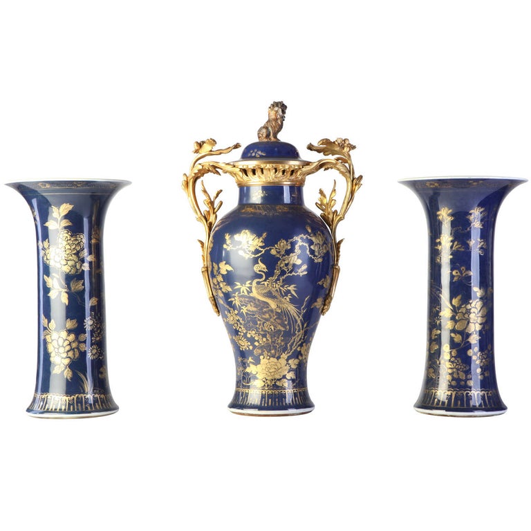 Set of Three 18th century Chinese Powder Blue Gilt-Decorated Vases For Sale