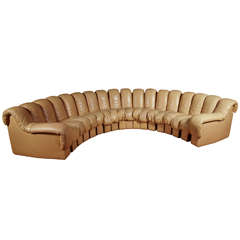 Endless sofa DS600 by De Sede with 19 sections in cream leather