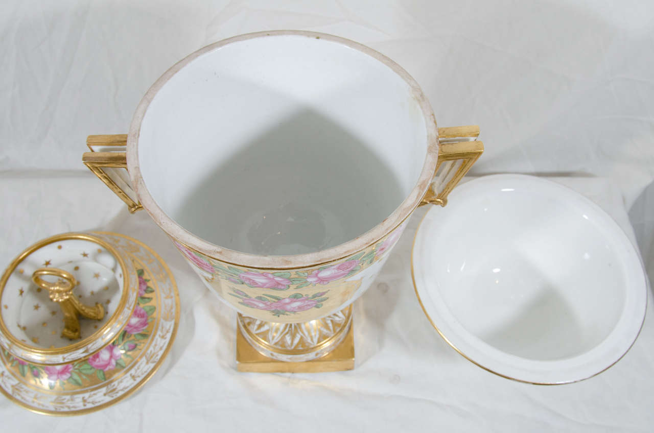 Pair Large Antique English Porcelain Vases Made circa 1810 For Sale at