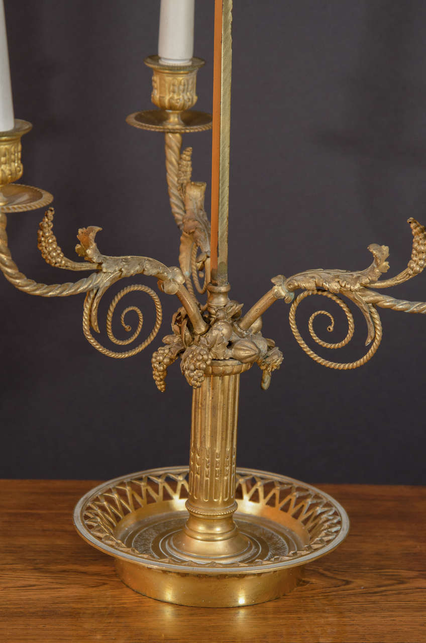 French Fine Louis XVI Bronze Bouillotte Lamp