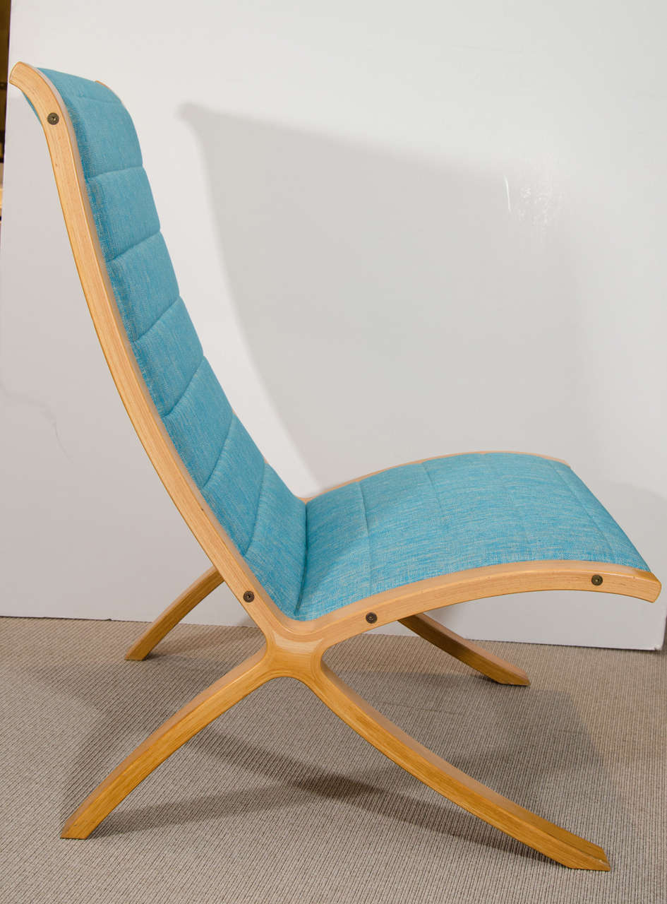 Scandinavian Lounge Chair In Excellent Condition For Sale In New York, NY