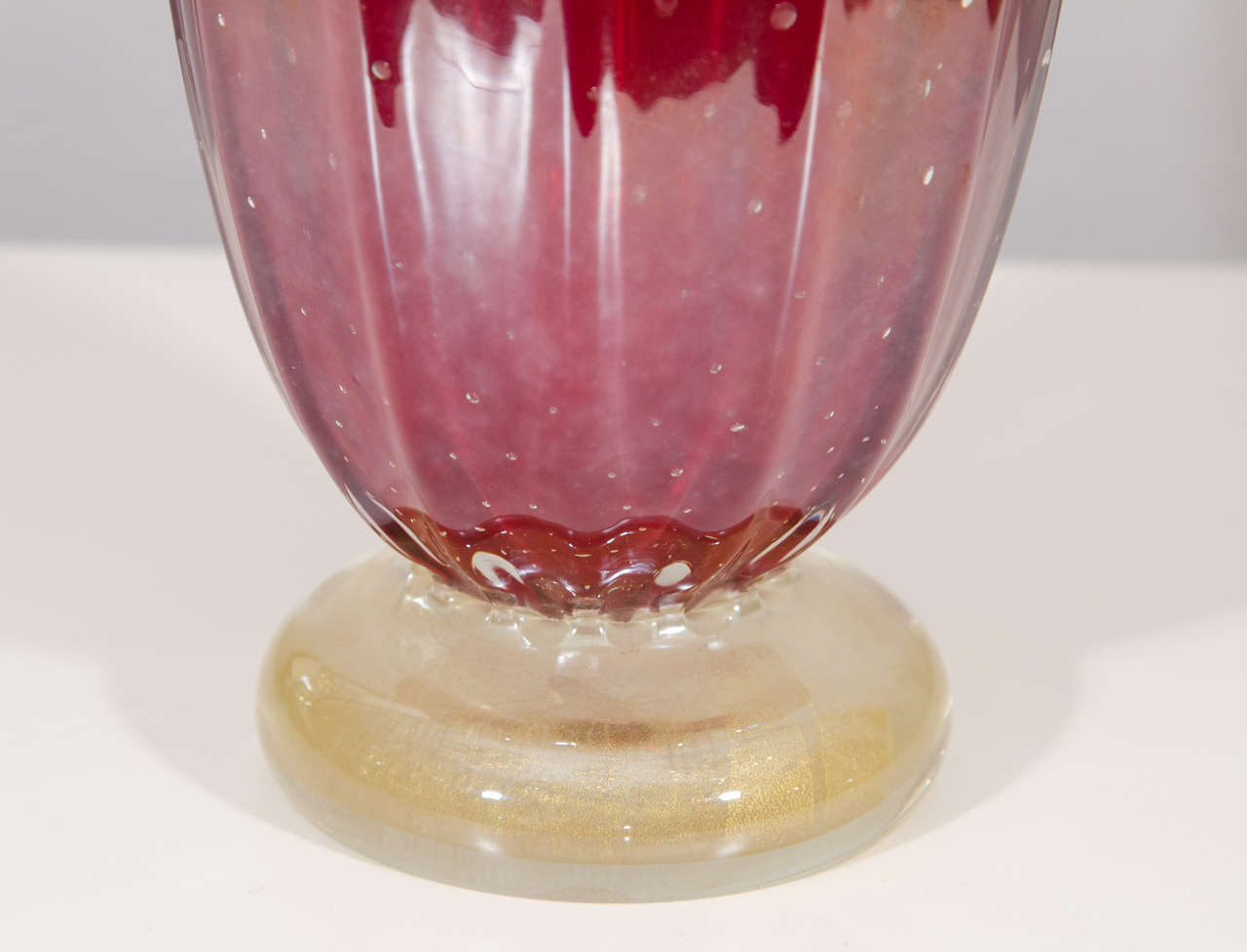 Italian Vintage Red Venetian Barovier Seguso Vase