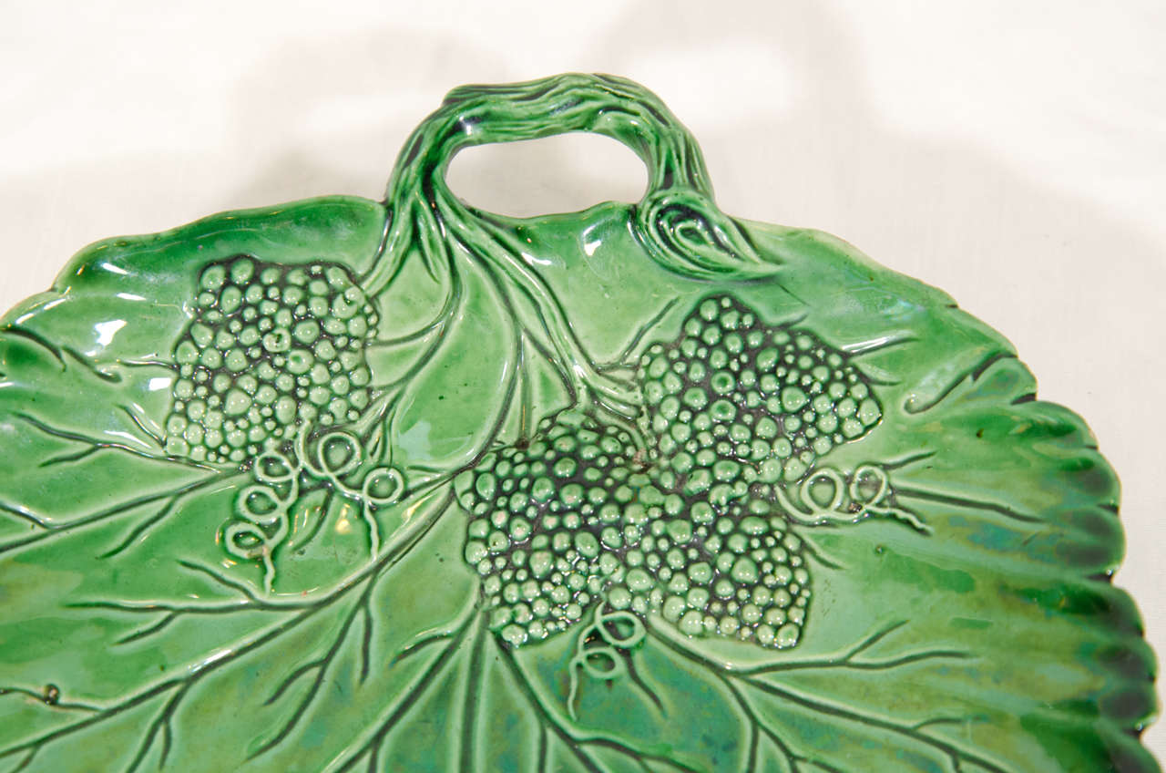 Folk Art An 18th Century Green Glazed Creamware Leaf