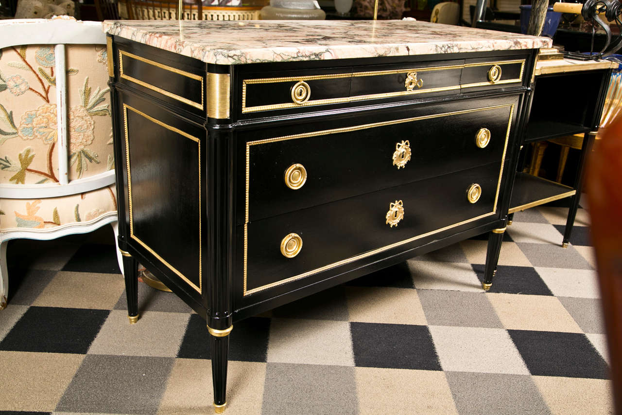 French Louis XVI reproduction Commode in Style of Maison Jansen For Sale 2